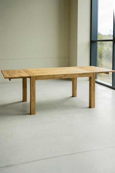 NordicStory Rustic extendable dining table in sustainable solid oak Provance 3