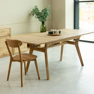 NordicStory Harold extendable dining table in solid oak