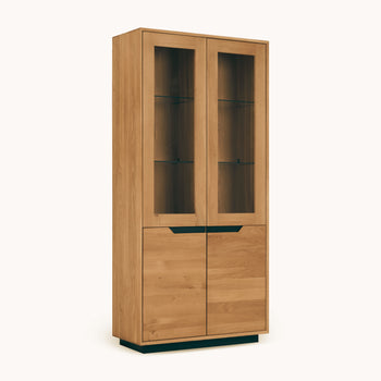 NordicStory_Vitrine_of_wood_maciza_oak_sustainable_vitrine_modern_vitrine
