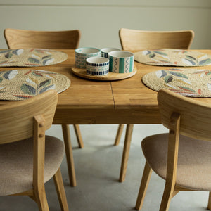  NordicStory Extending dining table in solid sustainable oak wood