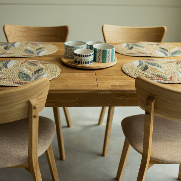  NordicStory Extending dining table in solid sustainable oak wood