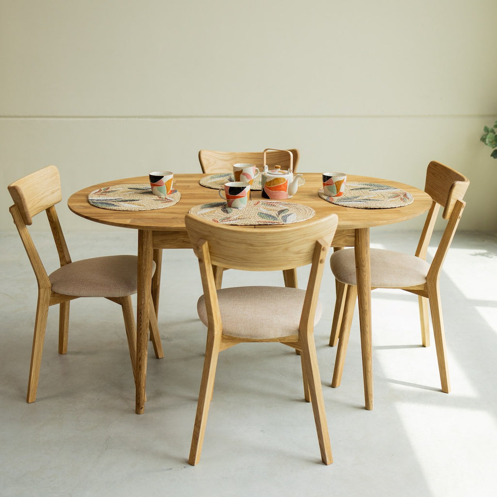 NordicStory Set Escandi solid wood table and 4 chairs Diana