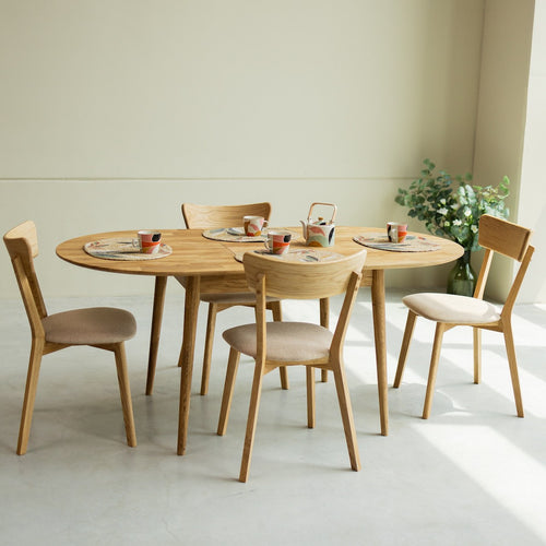  NordicStory Extendable oval dining table in solid sustainable oak wood