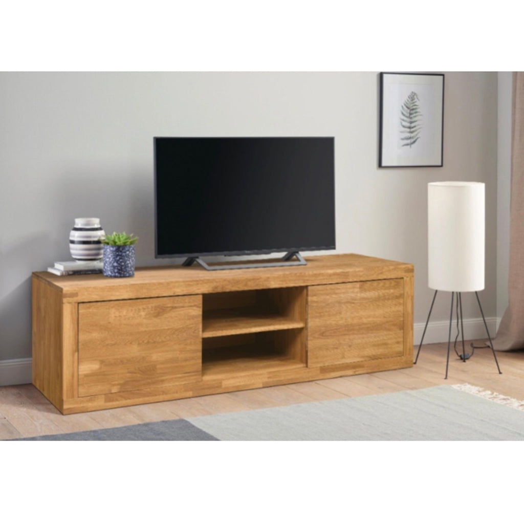  NordicStory TV stand in solid oak wood