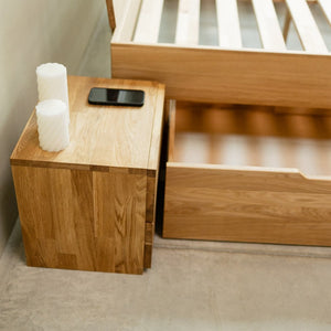 NordicStory Sustainable solid oak bedside table