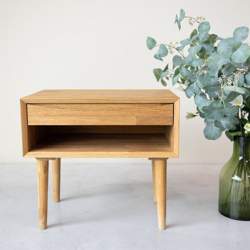NordicStory Bedside table in solid oak wood