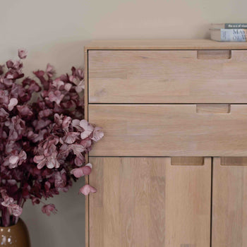 NordicStory Sinfonier Chest of drawers in solid oak Escandi 2 Oak.