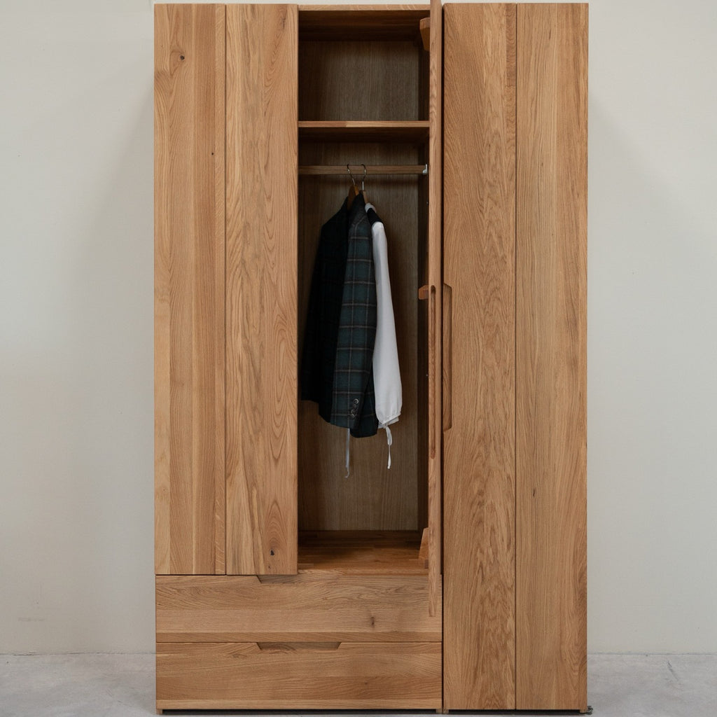 NordicStory Tron solid oak closet for clothes, 135 x 55 x 220 cm.