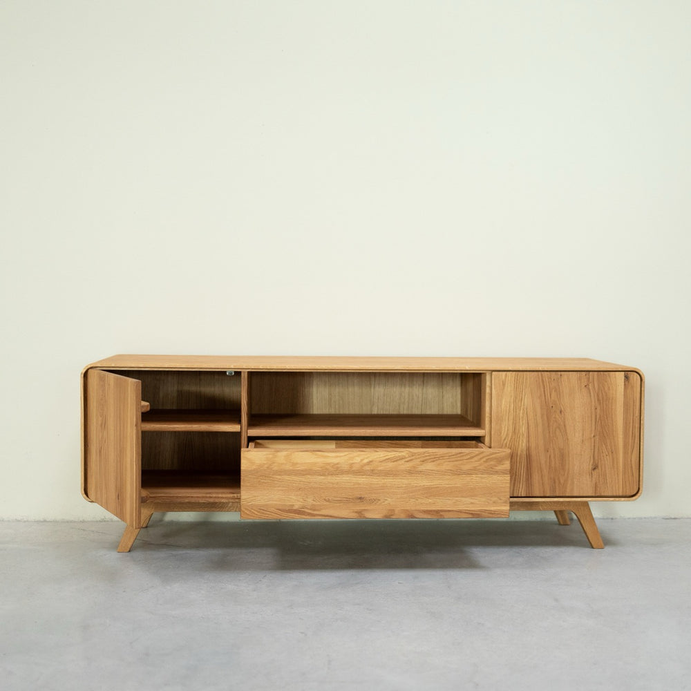 NordicStory TV stand in solid oak Geneva 1, 160 x45 x 55 cm.