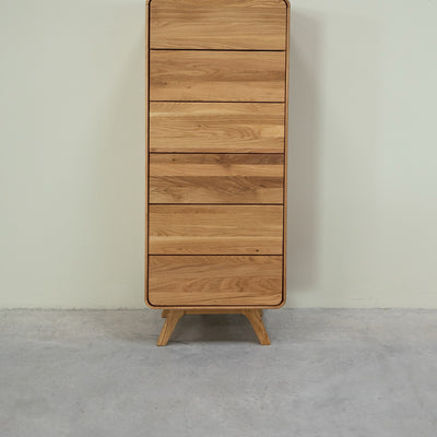 NordicStory Geneva 1 solid oak chest of drawers, 50 x 42 x 126 cm.