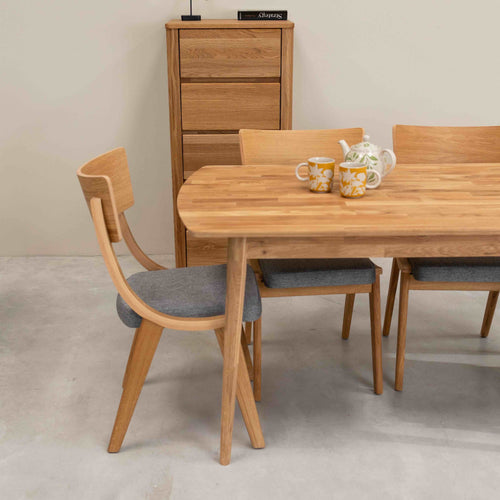 Roble.Store Rectangular dining table in solid oak wood 