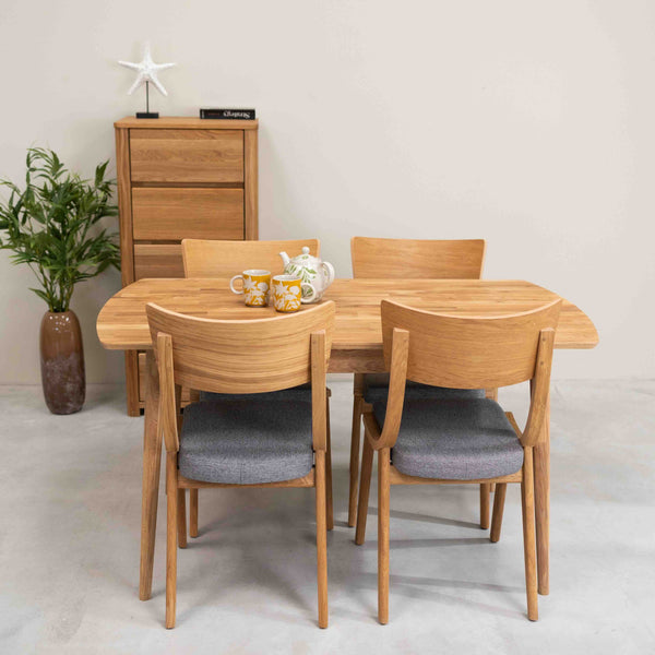 Roble.Store Rectangular dining table in solid oak wood 