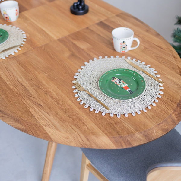 NordicStory Carmen extending dining table in solid oak wood