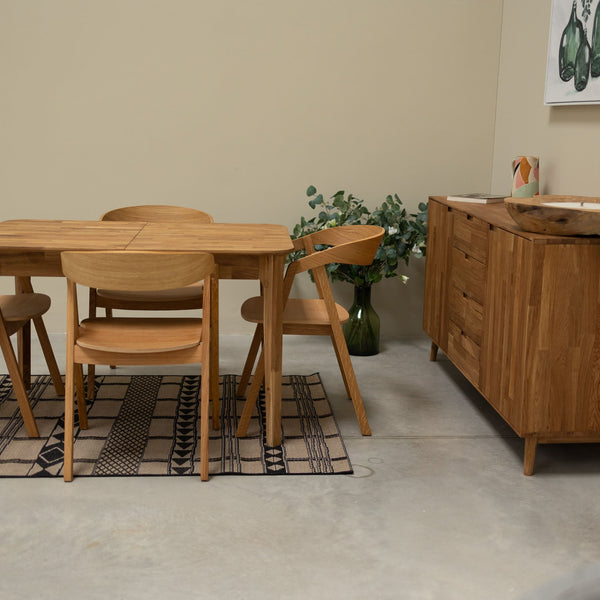 NordicStory Extending dining table in solid oak wood France Roble.Store