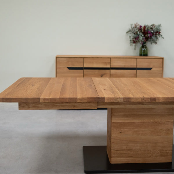 NordicStory Extending dining table in solid oak Bremen, 160-250 x 90 x 75 cm.
