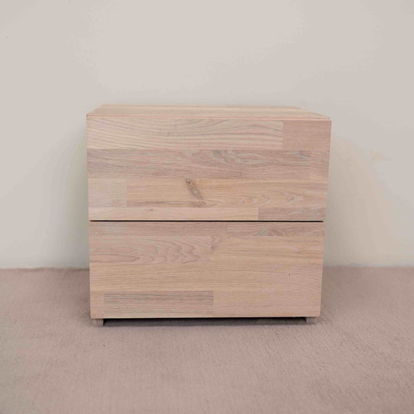 NordicStory Bedside table in solid sustainable oak wood