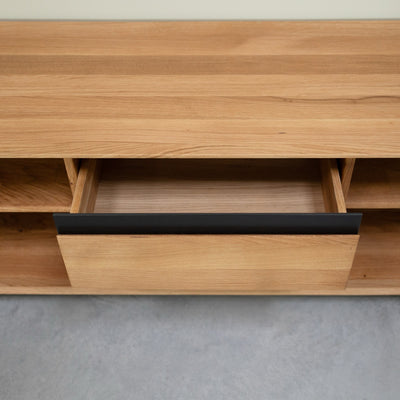 NordicStory TV stand in solid oak Bremen, 160 x 42 x 50 cm.