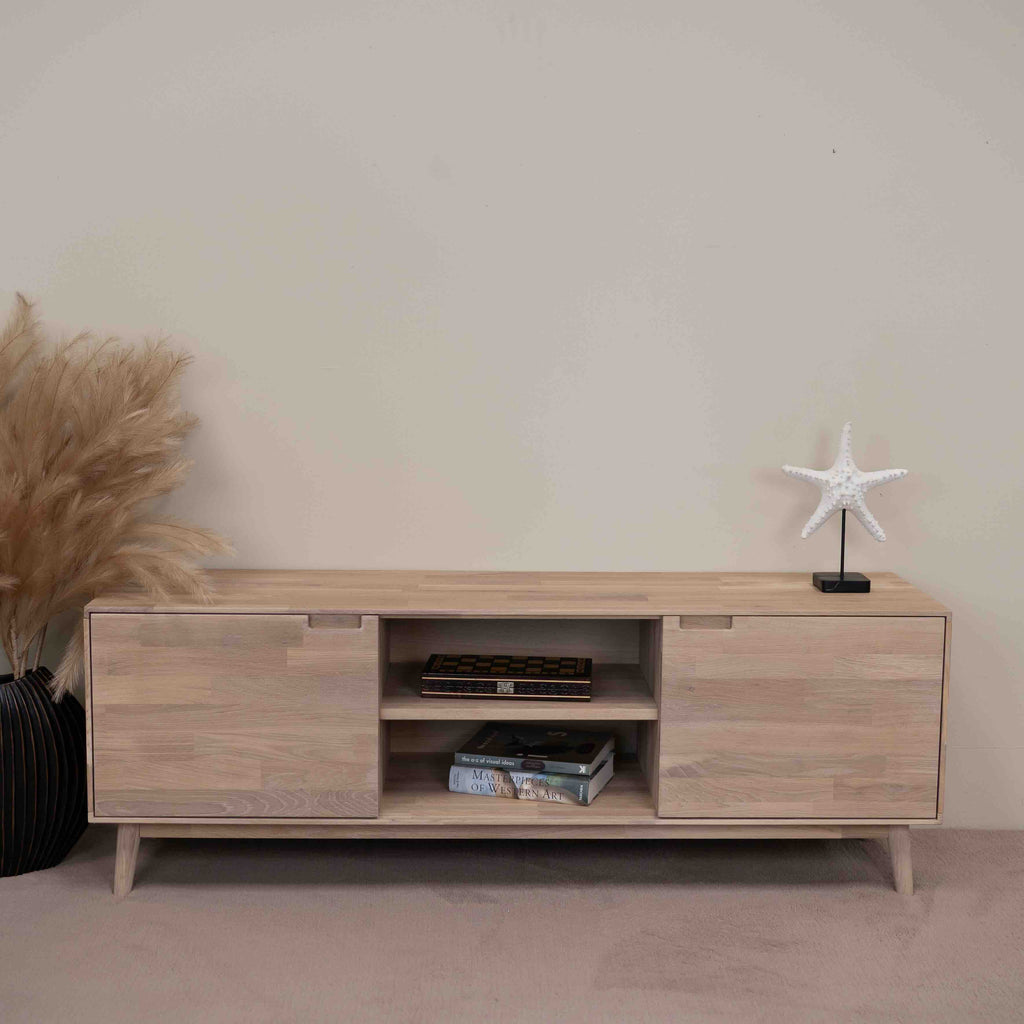 NordicStory TV stand made of solid oak sustainable wood
