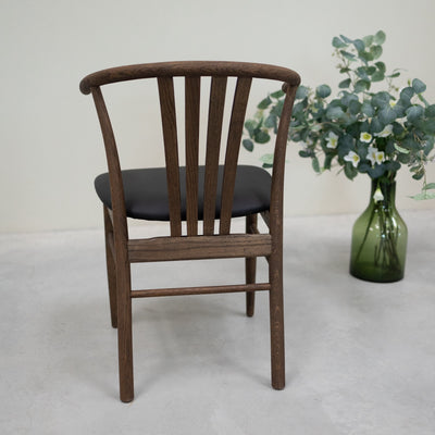 VESKOR Pack of 2 or 4 Solid Oak Dining Chairs Dagmar