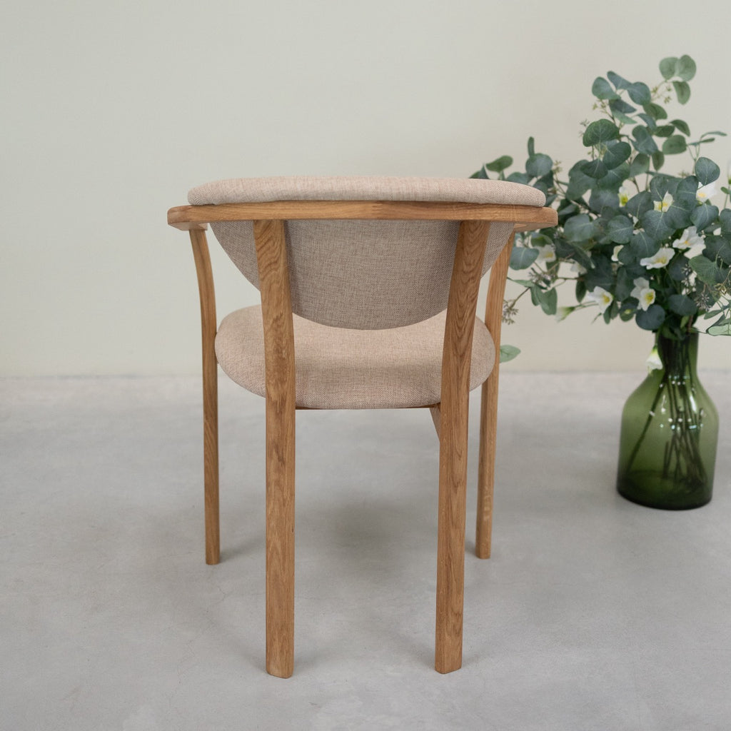 NordicStory Pack of 2 or 4 Alexis Dining Chairs, Solid Oak Wood Frame, Beige Upholstery