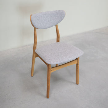 VESKOR Pack of 2 or 4 Maxwell Solid Oak Dining Chairs, Gray Upholstery