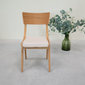 VESKOR Pack of 2 or 4 Dining Chairs in Solid Oak Lucas, Gray or Beige Upholstery