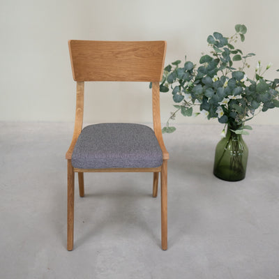 VESKOR Pack of 2 or 4 Dining Chairs in Solid Oak Lucas, Gray or Beige Upholstery