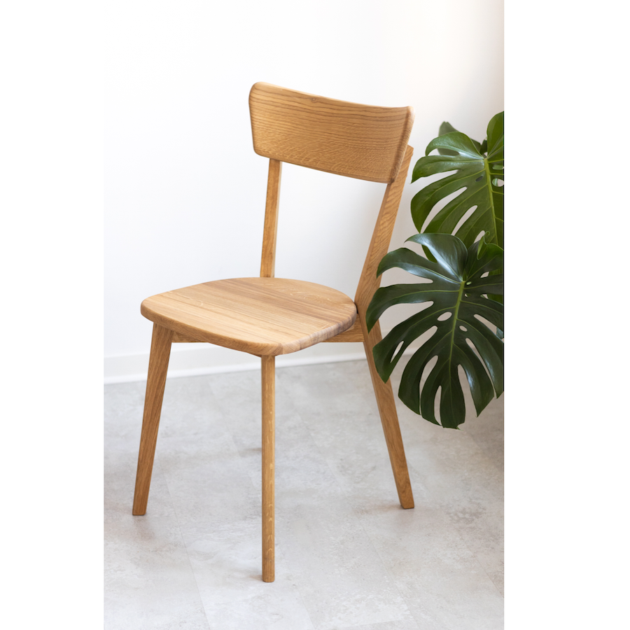 NordicStory Pack of 2 or 4 Solid Oak Dining Chairs Diana