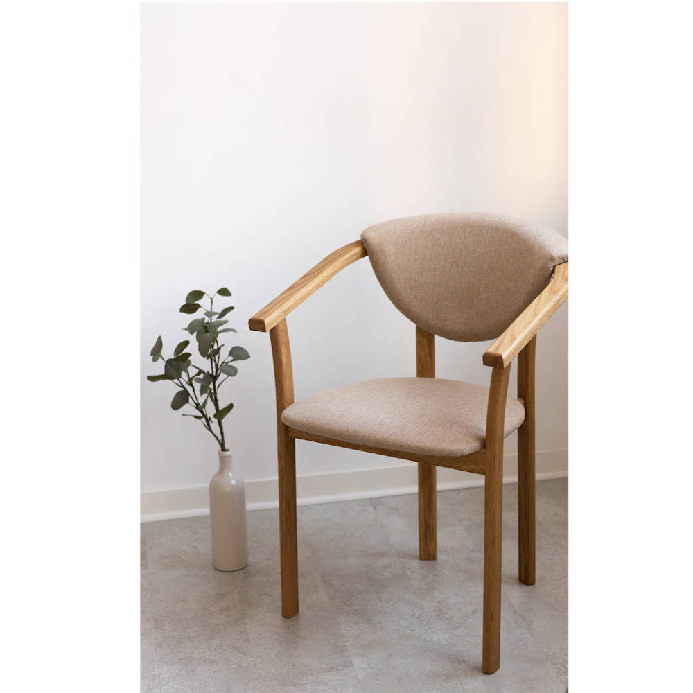 NordicStory Pack of 2 or 4 Alexis Dining Chairs, Solid Oak Wood Frame, Beige Upholstery