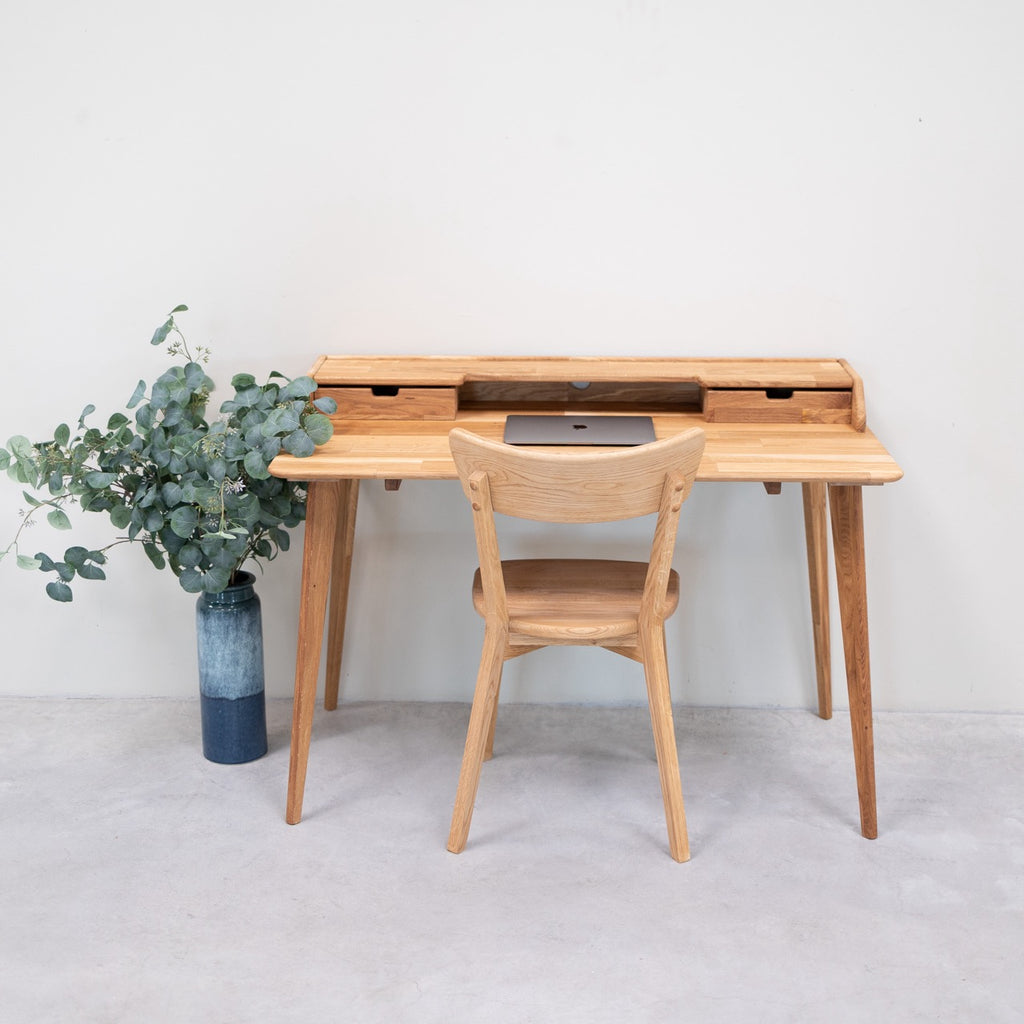 Ana solid oak desk, 120 x 65 x 84,5 cm. | NordicStory