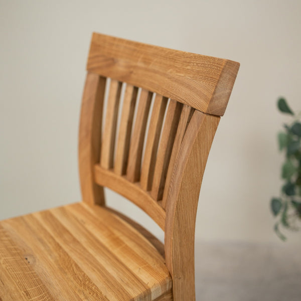 Provance solid oak bar stool | NordicStory