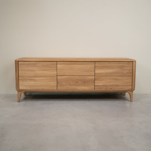 Oxford 3.2.2 solid oak TV stand | NordicStory