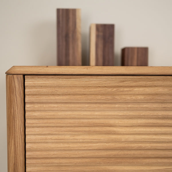 Oxford 3.2.2 solid oak TV stand | NordicStory