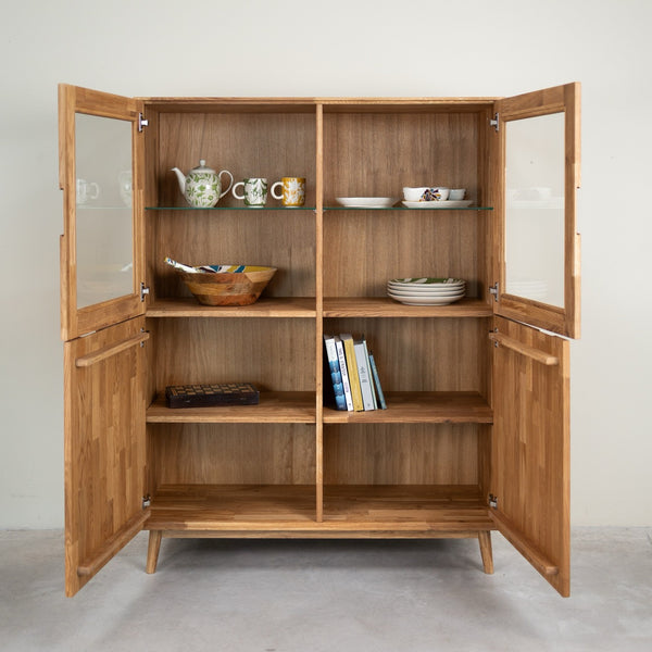 Escandi 3 solid oak display cabinet | NordicStory