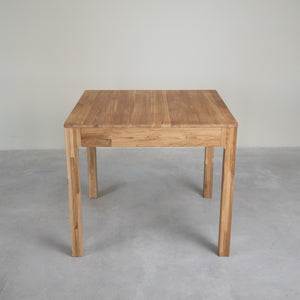 Extending dining table in solid oak wood Marsi | NordicStory