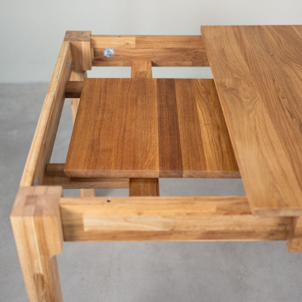 Extending dining table in solid oak wood Marsi | NordicStory