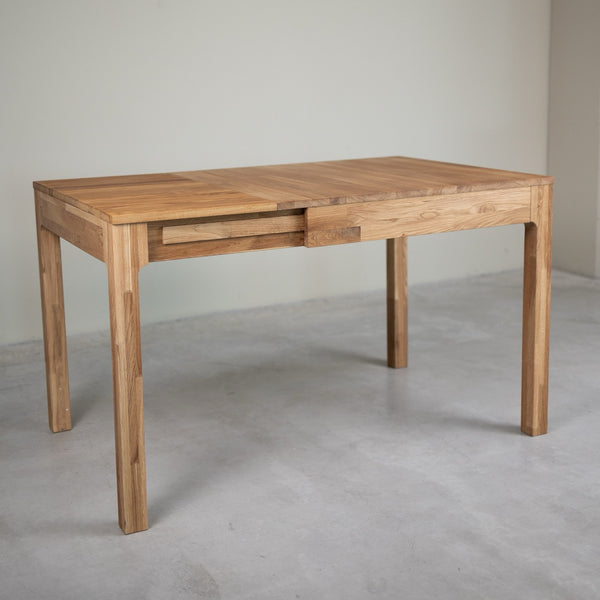 Extending dining table in solid oak wood Marsi | NordicStory