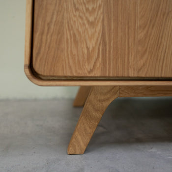NordicStory Cabinet with 2 doors in solid oak Geneva, 60 x 45 x 200 cm.