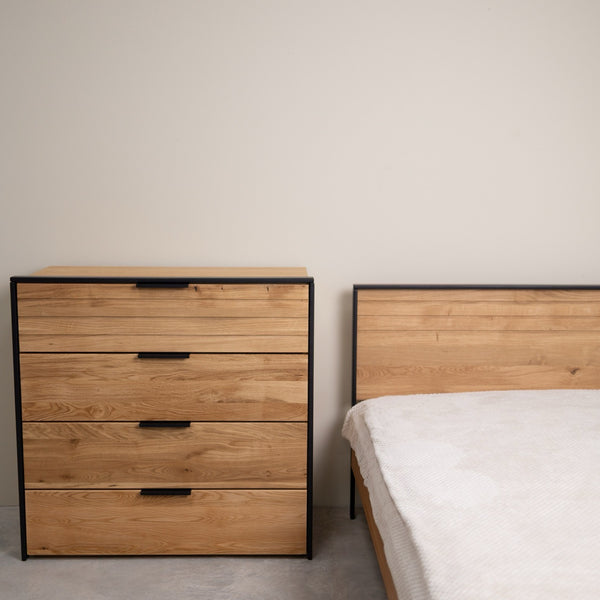 Runa solid oak chest of drawers | NordicStory