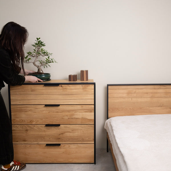 Runa solid oak bed | NordicStory