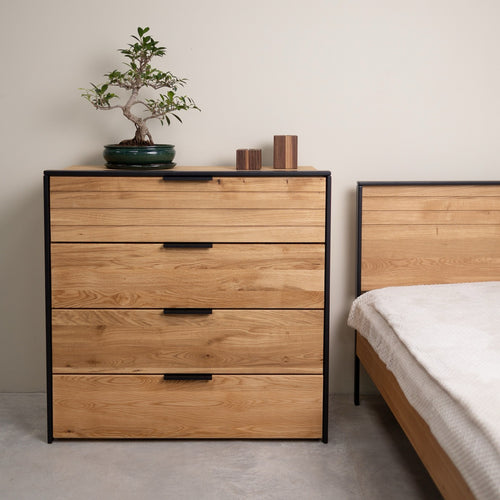 Runa solid oak chest of drawers | NordicStory