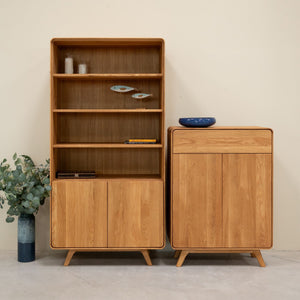 Solid wood oak display cabinet Geneva 2 RobleStore NordicStory