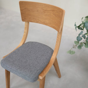 Pack of 2 or 4 Lucas Solid Oak Dining Chairs, Gray or Beige upholstery | VESKOR