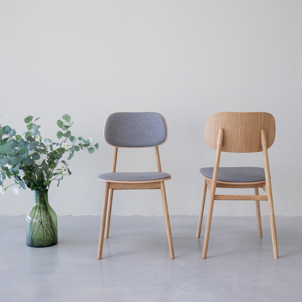 Pack of 2 or 4 Varde Dining Chairs, Solid Oak Frame, Upholstery | NordicStory