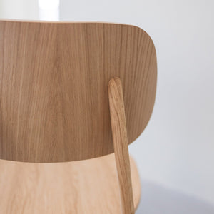 Pack of 2 or 4 Varde Dining Chairs, Solid Oak Wood Frame | NordicStory