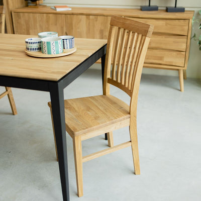 Pack of 2 or 4 Solid Oak Dining Chairs Provance | VESKOR