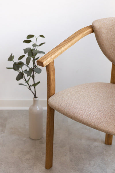Pack of 2 or 4 Alexis Dining Chairs, Solid Oak Frame, Beige Upholstery | NordicStory