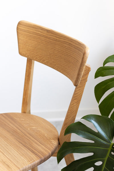 Pack of 2 or 4 Solid Oak Wood Dining Chairs Diana | NordicStory