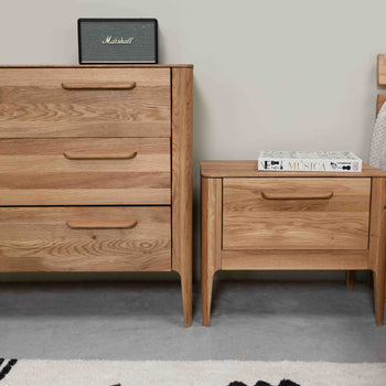 Atlanta solid oak dresser chest of drawers, 120 x 46,8 x 78,6 cm. | NordicStory