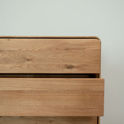 Chest of drawers in solid oak Geneva 2 high chest of drawers with 4 drawers Roble.Store NordicStory